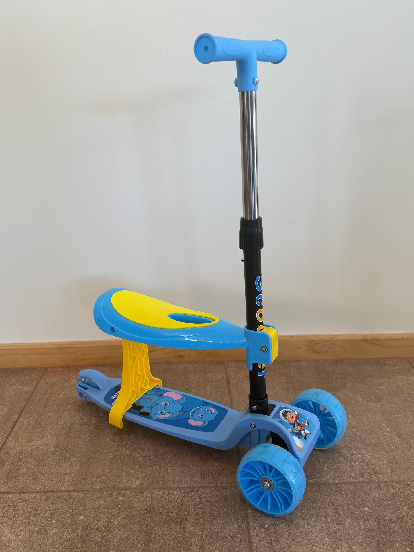 Scooter luces led con asiento